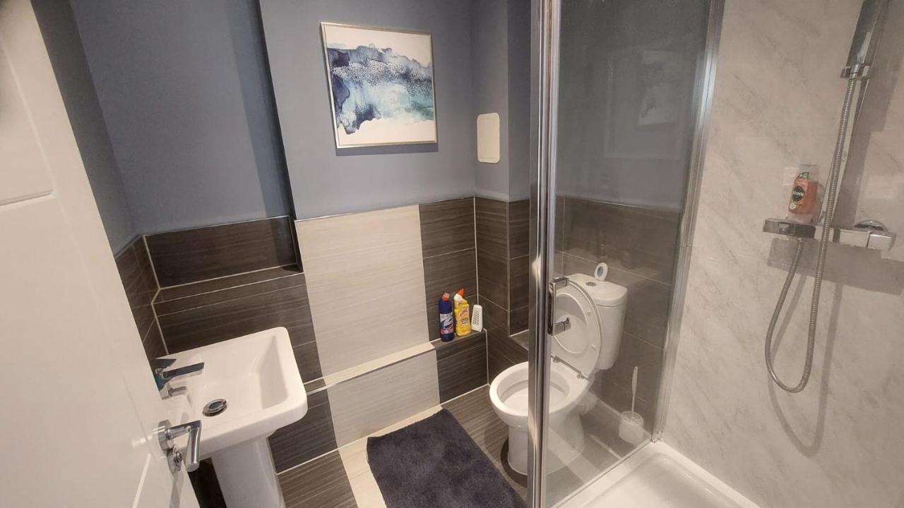 Modern Studio Maidstone - Redecorated Oct 2023 Экстерьер фото