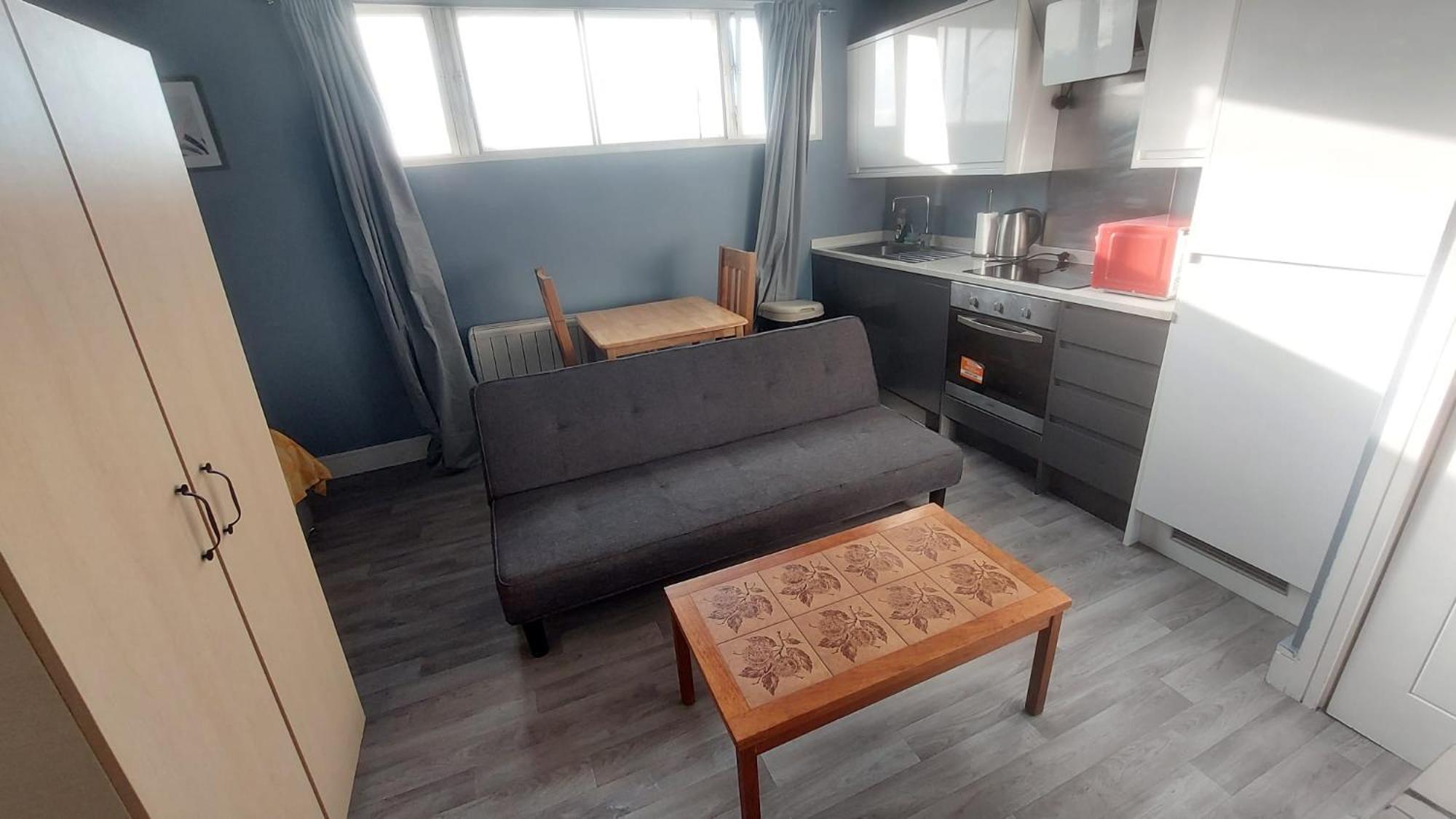 Modern Studio Maidstone - Redecorated Oct 2023 Экстерьер фото